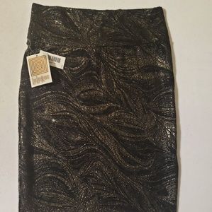 Lularoe elegant cassie